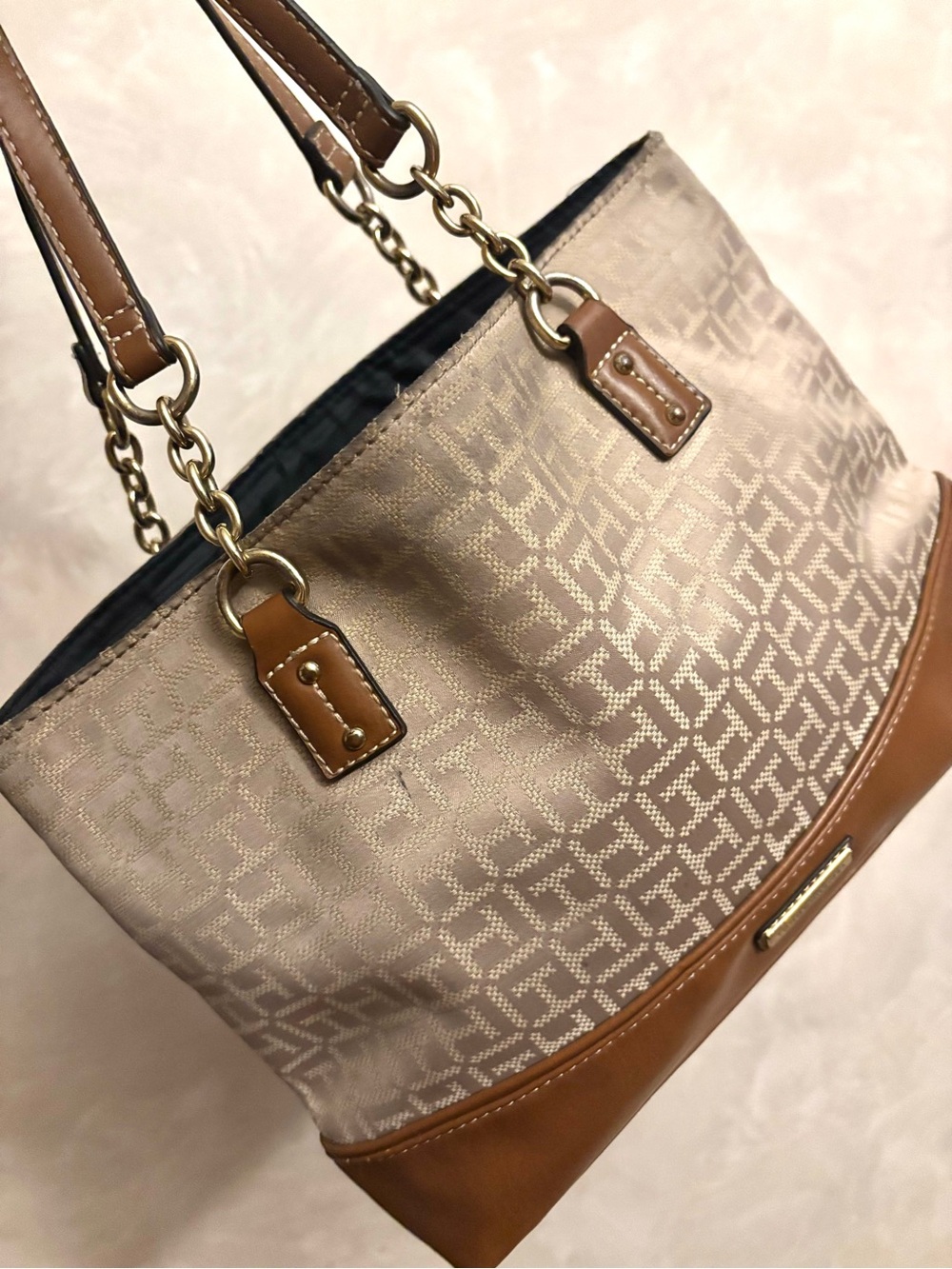 Tommy Hillfiger! 14 by 10 inches open tote!